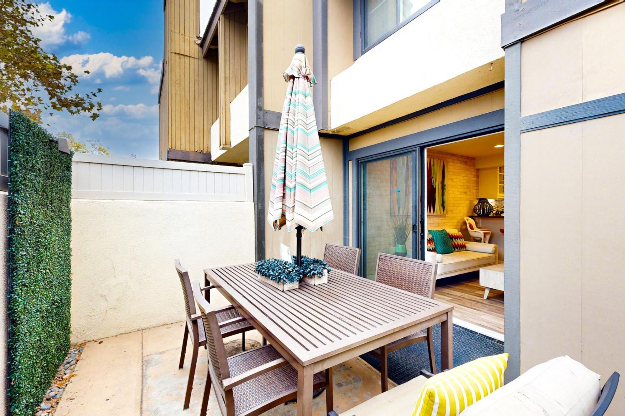 Doorstep To Disneyland Condos 애너하임 외부 사진